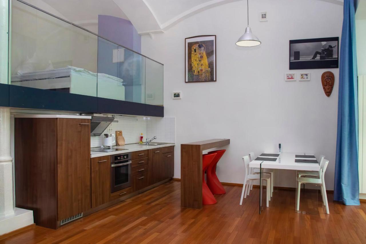 Modern Apartment With Terrace And Air Conditioning Прага Экстерьер фото